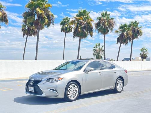 2017 Lexus ES 350 Base