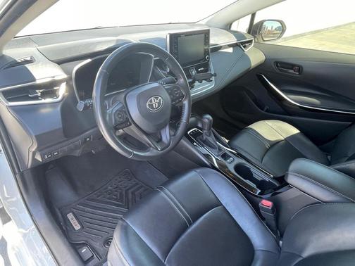 2022 Toyota Corolla Hybrid LE