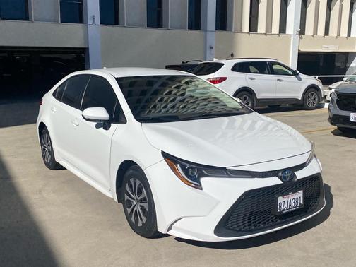 2022 Toyota Corolla Hybrid LE