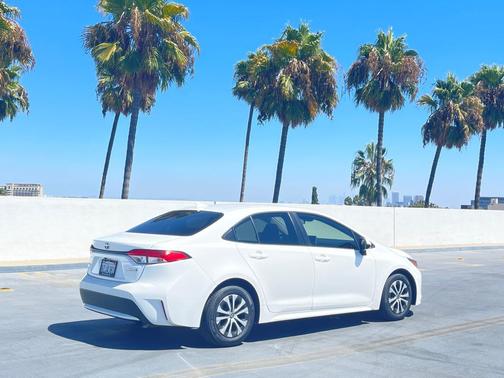2022 Toyota Corolla Hybrid LE