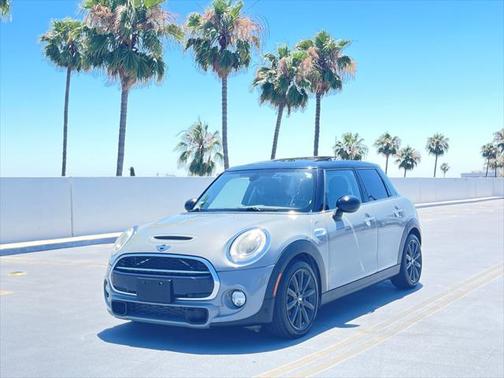 2018 MINI Hardtop Cooper S
