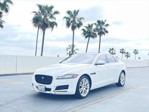 2018 Jaguar XF 25t Prestige