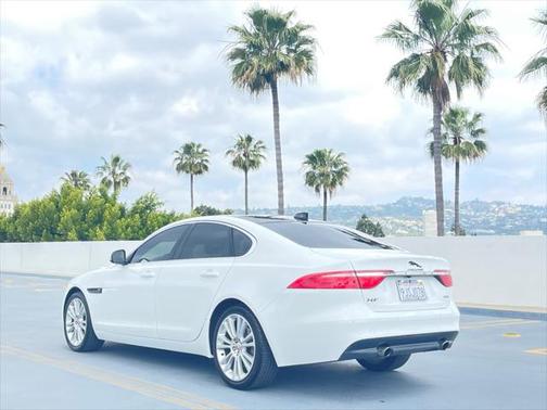 2018 Jaguar XF 25t Prestige
