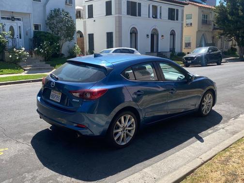 2017 Mazda Mazda3 Grand Touring