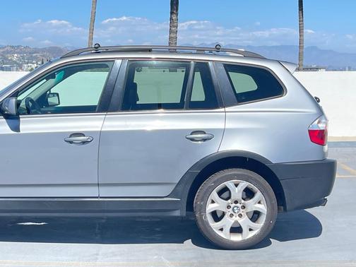 2005 BMW X3 3.0i