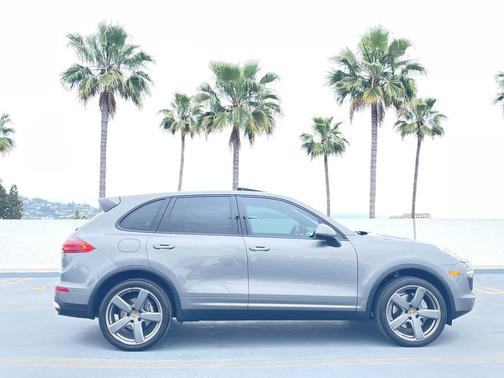 2016 Porsche Cayenne