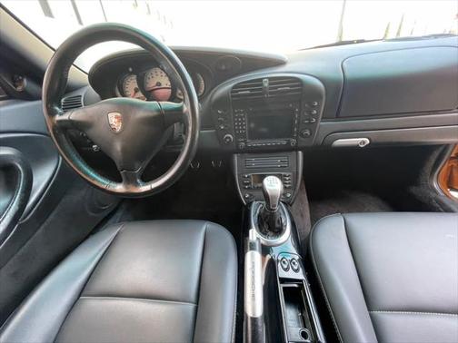 2003 Porsche 911 Carrera
