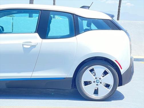 2015 BMW i3 Base