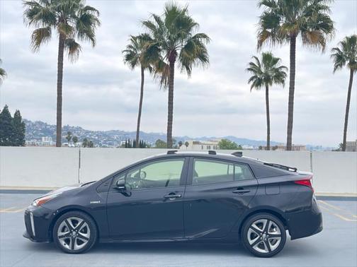 2022 Toyota Prius L