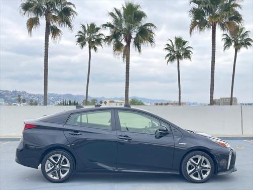 2022 Toyota Prius L