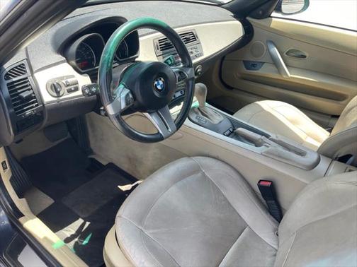 2004 BMW Z4 2.5i Roadster