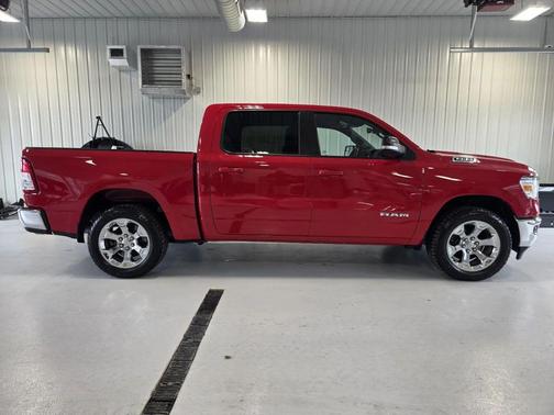 Flame Red Clearcoat 2022 RAM 1500 Big Horn/Lone Star