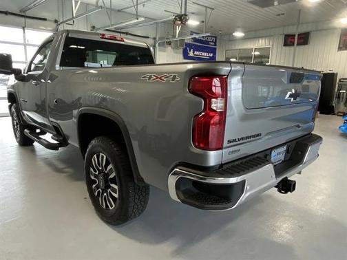 Sterling Gray Metallic 2025 Chevrolet Silverado 2500 LT