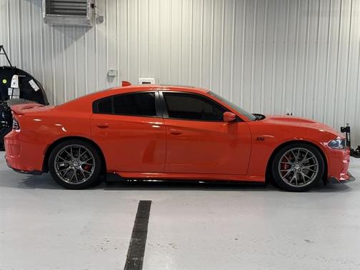 2016 Dodge Charger SRT 392