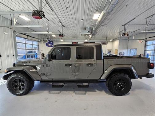 Gray 2021 Jeep Gladiator Willys 4x4