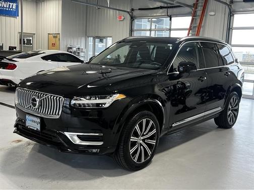 2023 Volvo XC90 B6 Plus 7-Seater