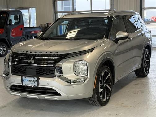 2025 Mitsubishi Outlander PHEV SEL