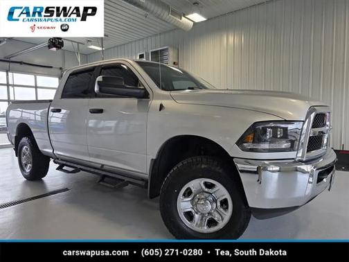 Bright Silver Metallic Clearcoat 2016 RAM 2500 Tradesman