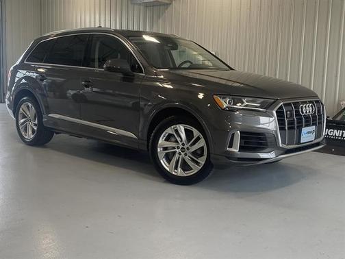 2023 Audi Q7 55 Premium Plus