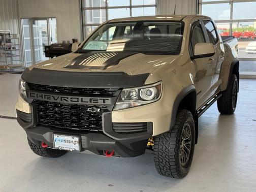 Sand Dune Metallic 2022 Chevrolet Colorado ZR2
