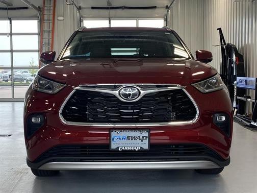 2022 Toyota Highlander Platinum