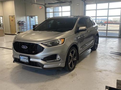 2022 Ford Edge ST