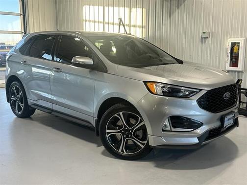 2022 Ford Edge ST