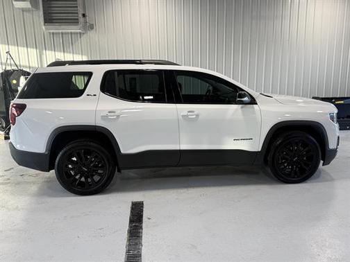 2023 GMC Acadia AWD SLE