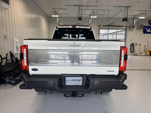 Star White Metallic Tri-Coat 2025 Ford F-250 King Ranch