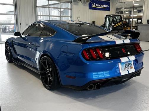 2019 Ford Shelby GT350R Base