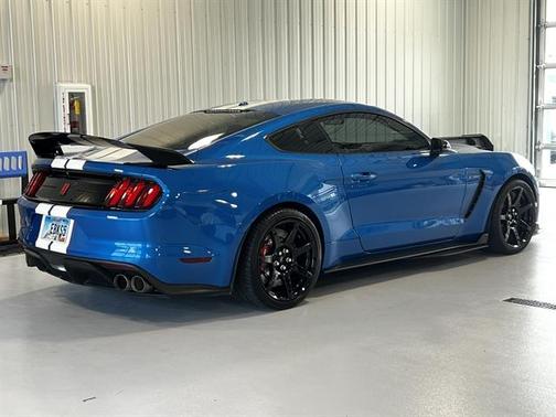 2019 Ford Shelby GT350R Base