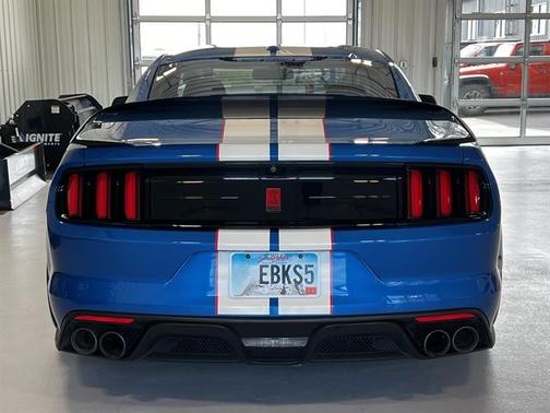 2019 Ford Shelby GT350R Base
