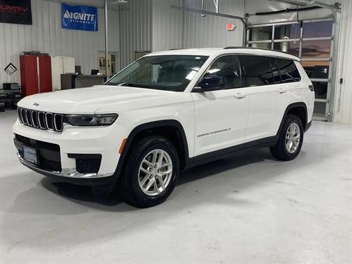 2023 Jeep Grand Cherokee L Laredo