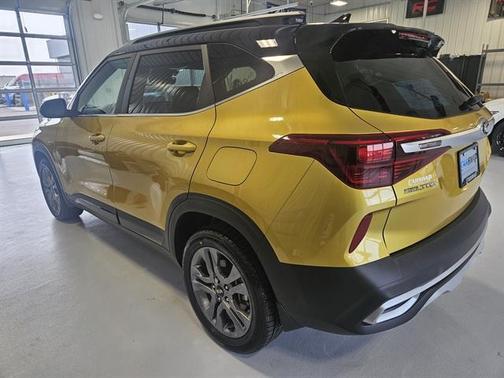 2021 Kia Seltos S