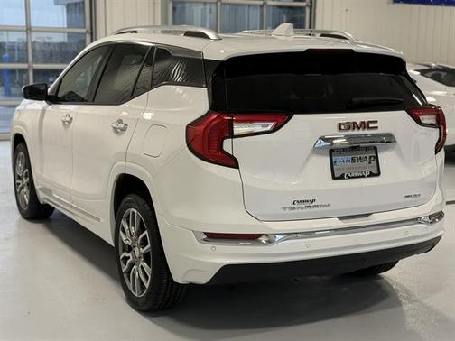 2022 GMC Terrain Denali