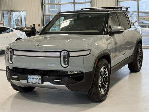 2023 Rivian R1S Adventure