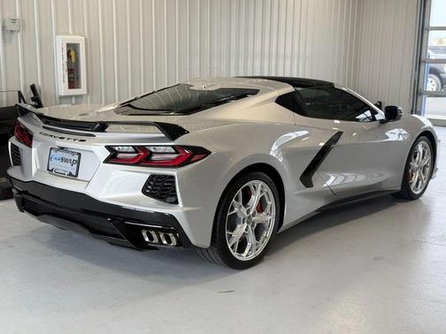 Blade Silver Metallic 2020 Chevrolet Corvette Stingray w/3LT