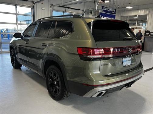 2024 Volkswagen Atlas 2.0T SEL