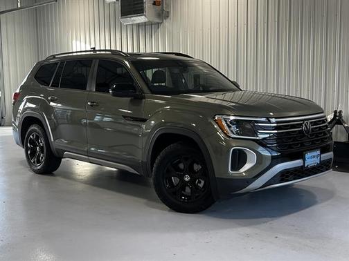 2024 Volkswagen Atlas 2.0T SEL