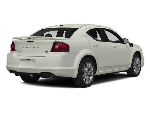 Red Line 2013 Dodge Avenger R/T