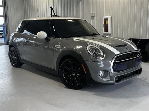 2017 MINI Hardtop Cooper S