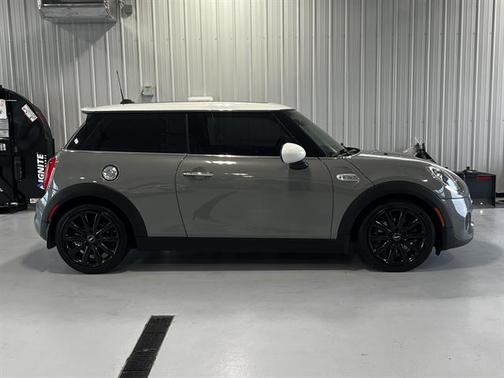 2017 MINI Hardtop Cooper S