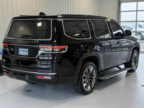 2022 Jeep Grand Wagoneer Series III 4x4
