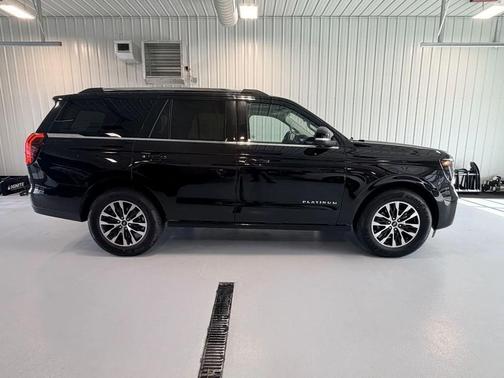 Black Metallic 2025 Ford Expedition Platinum