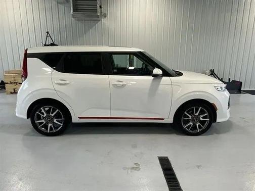 2021 Kia Soul GT-Line