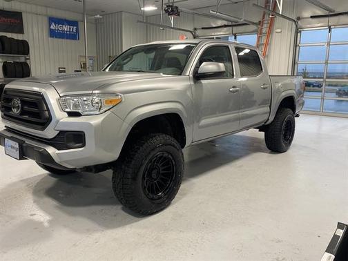 2022 Toyota Tacoma SR