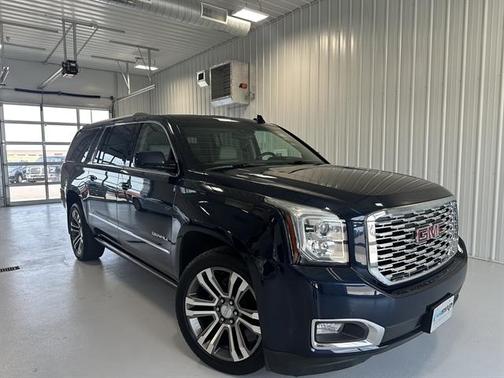 Dark Sapphire Blue Metallic 2018 GMC Yukon XL Denali