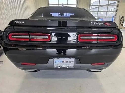 Pitch Black Clearcoat 2015 Dodge Challenger R/T