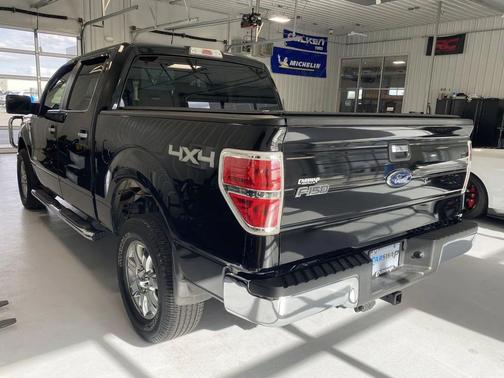 Tuxedo Black Metallic 2014 Ford F-150 XLT
