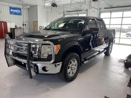 Tuxedo Black Metallic 2014 Ford F-150 XLT